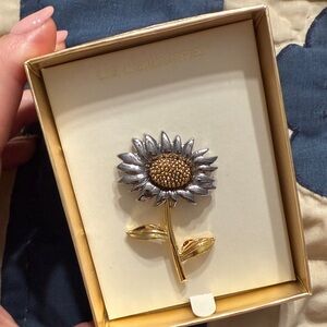 BN vintage Liz Claiborne sunflower brooch